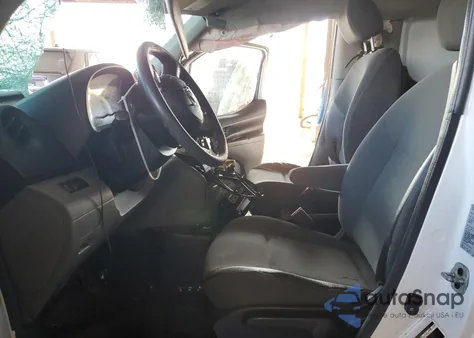 2017 Nissan Nv200 2.5S z USA, uszkodzony, nr VIN 3N6CM0KN3HK706844